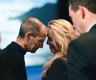 6 Jun 2011 - Steve and his wife Laurene after the iCloud introduction, his last keynote
